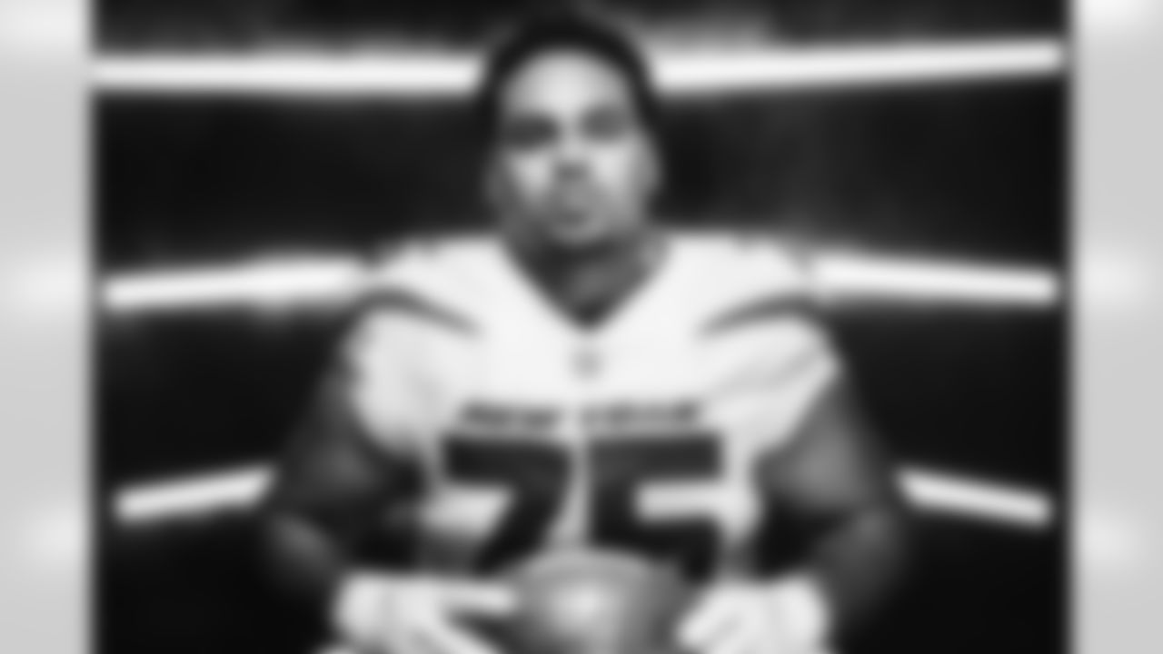 OL Alijah Vera-Tucker