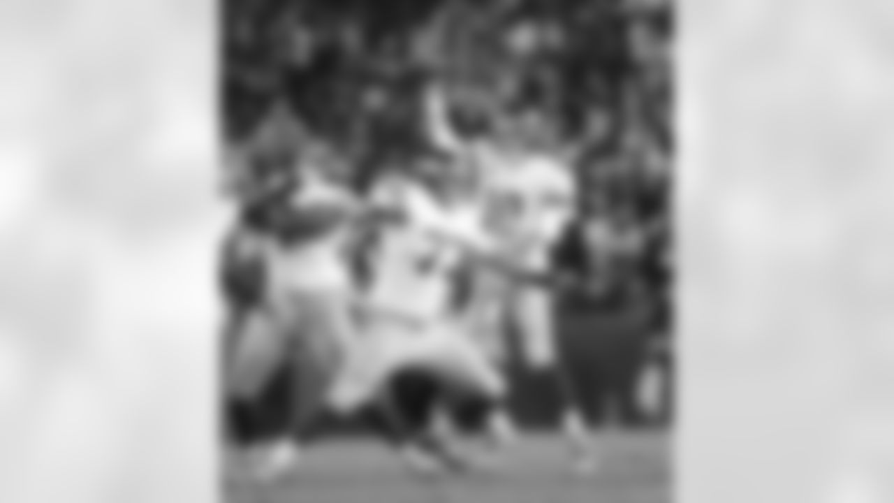 Brewer was a member of the Super Bowl XLVI Champion New York Giants.