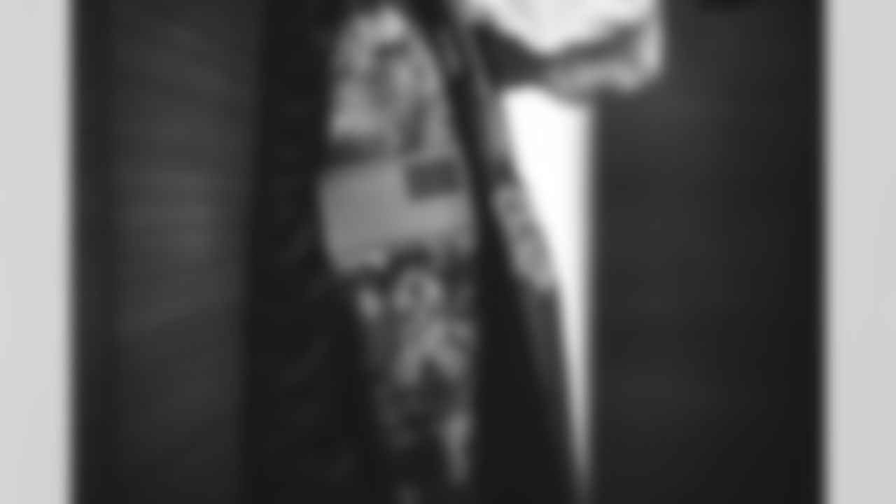 SNY_7636