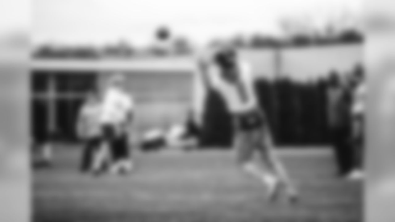 E_SNY_8568