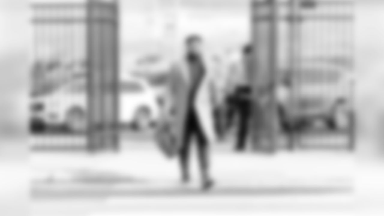 FOX_6380-new
