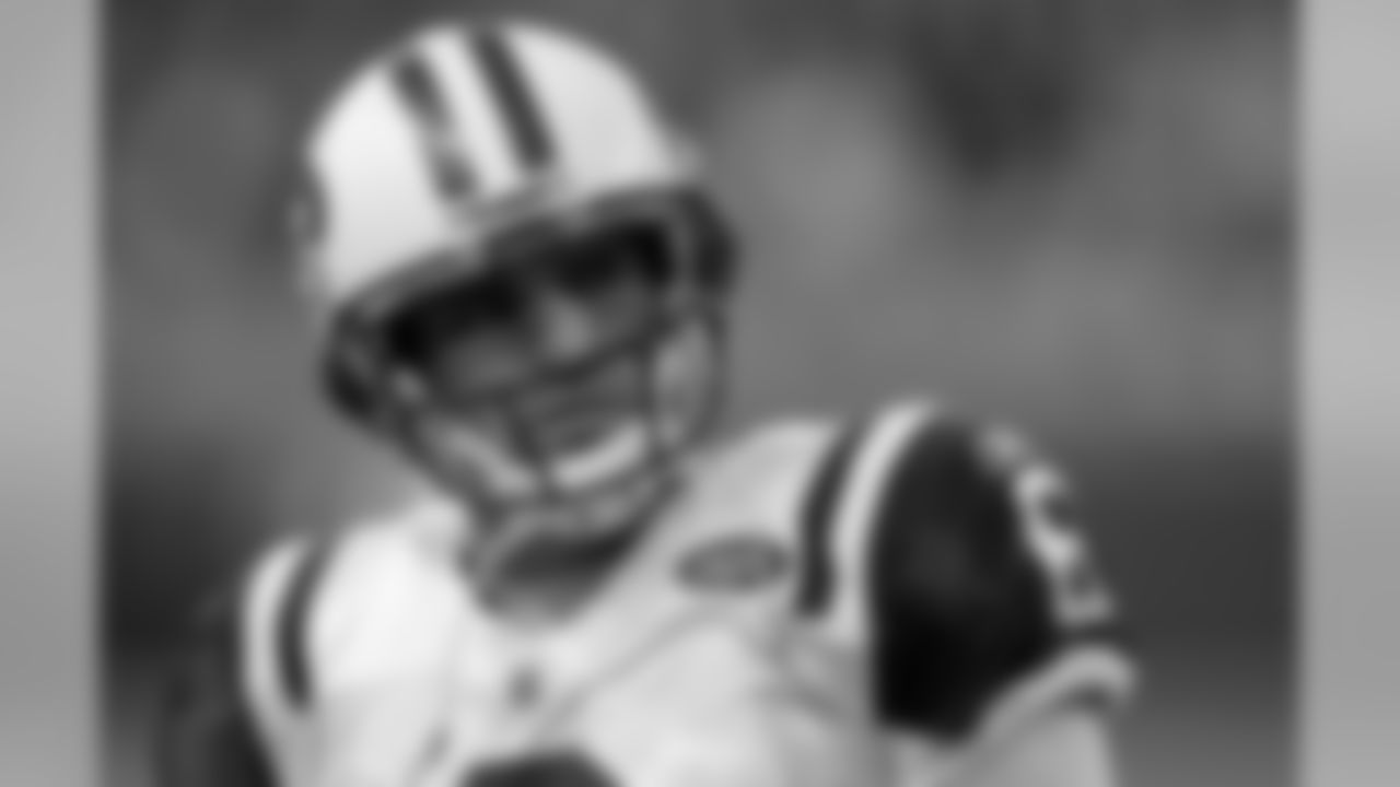 2010 Week 9 Jets vs Lions Game Photos