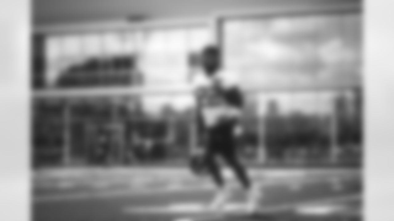 E_SNY_1134