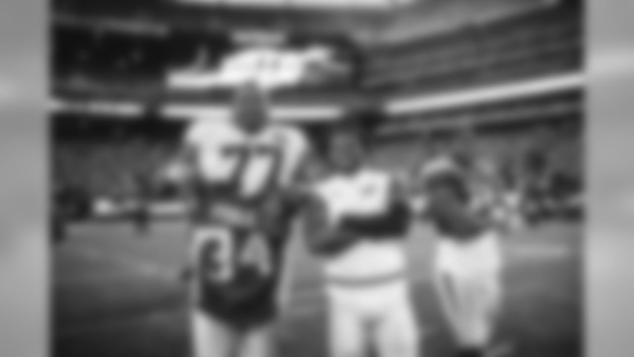 E_SNY_3757