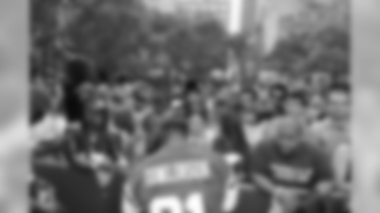 MetLife Stadium Fan Fair