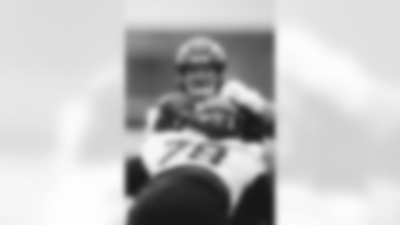 E_SNY_0325