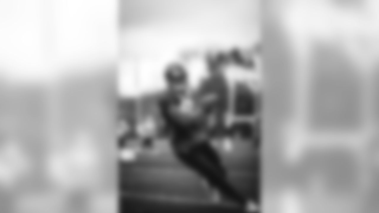 E_SNY_3427