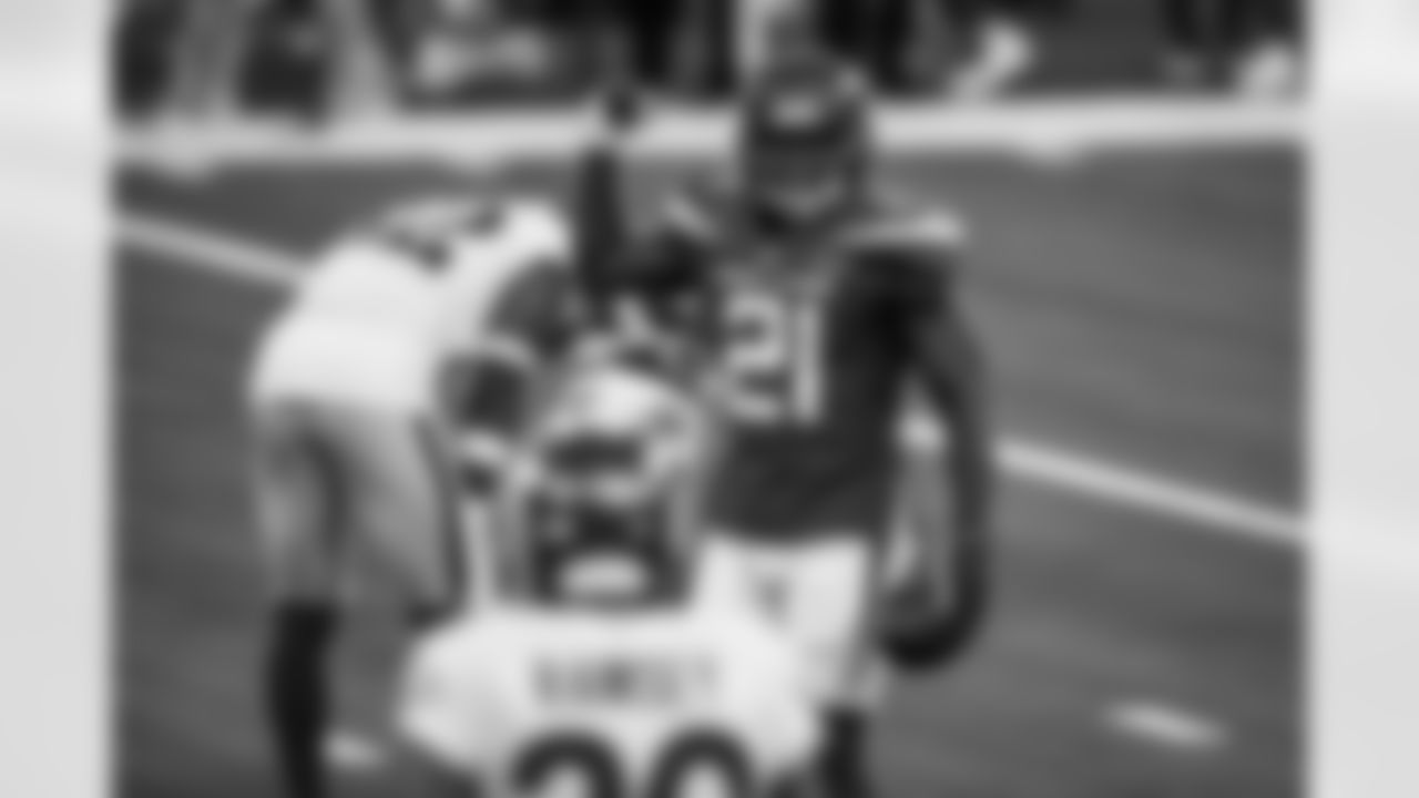 E_20201220BL_NYJ_LAR_BBL12585