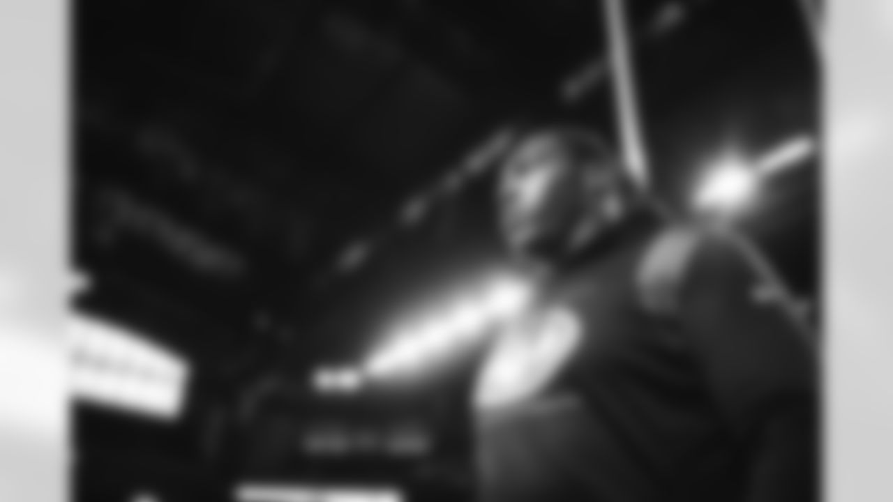 E_SNY_2881