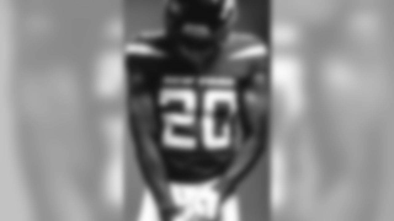 E_SNY_1782
