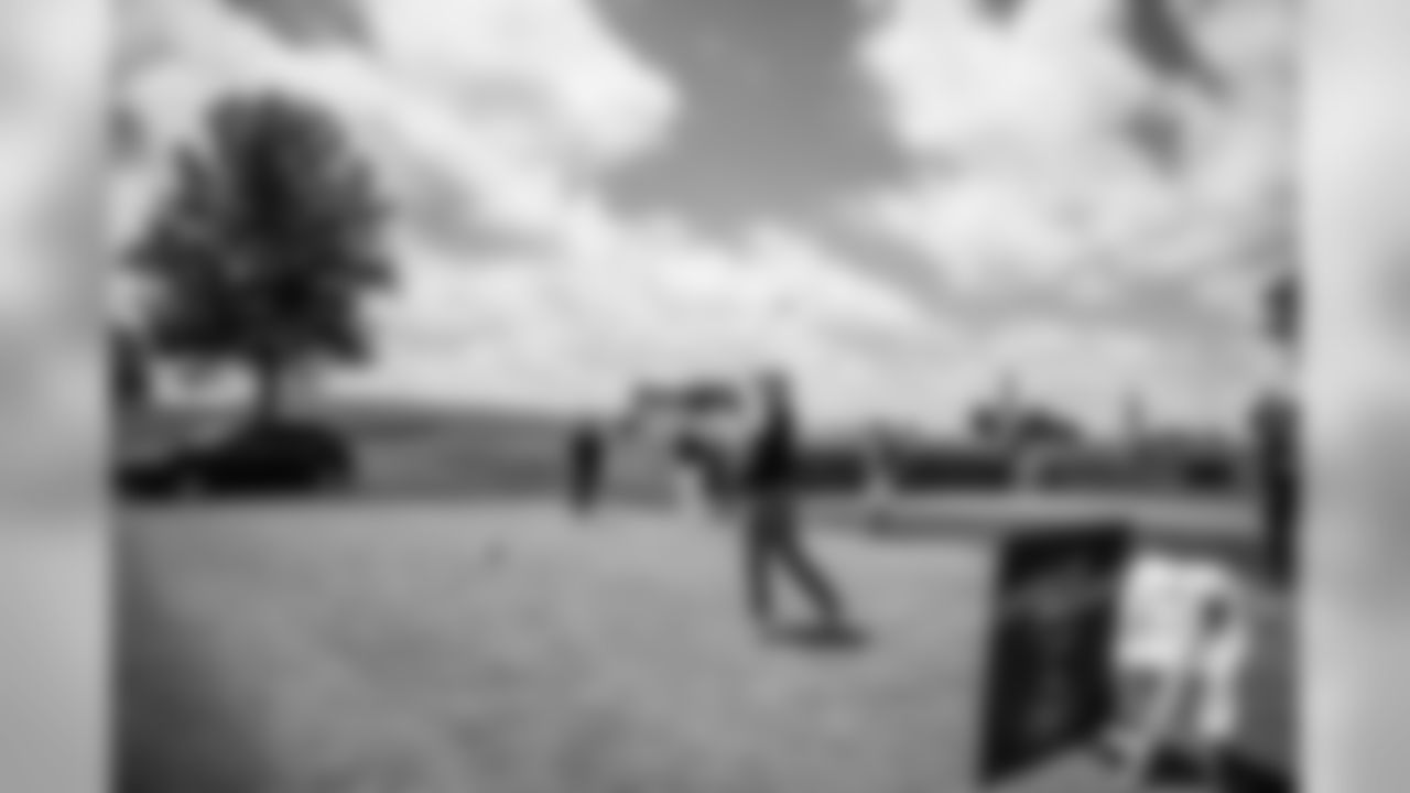 E_5D4_7279