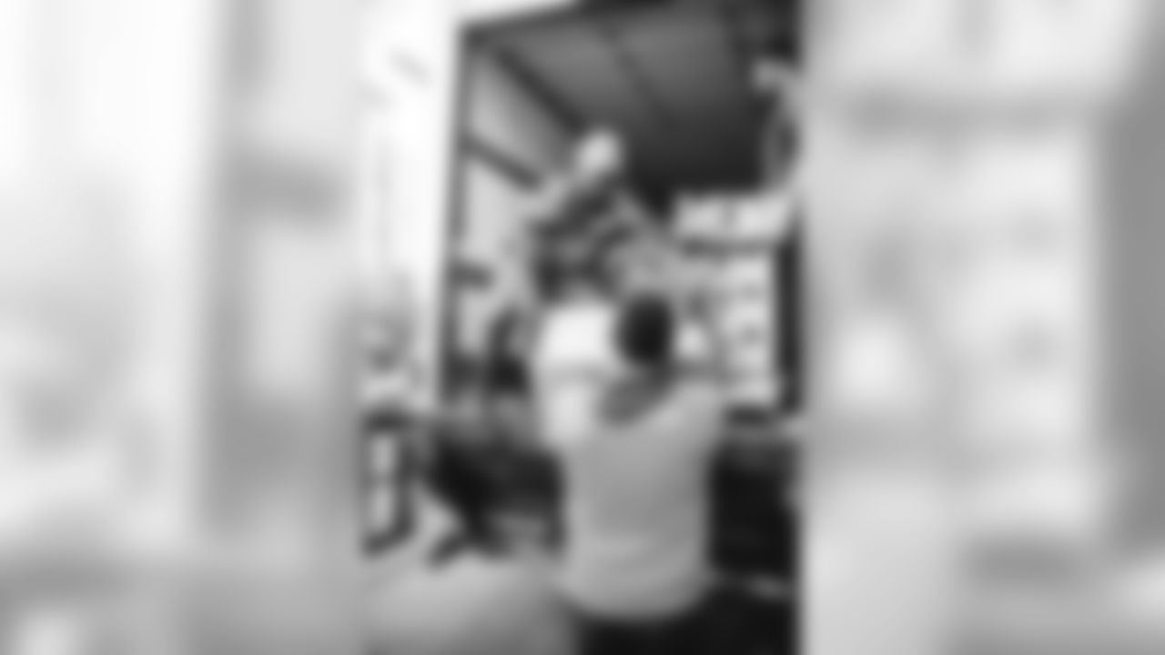 E_SNY_4161
