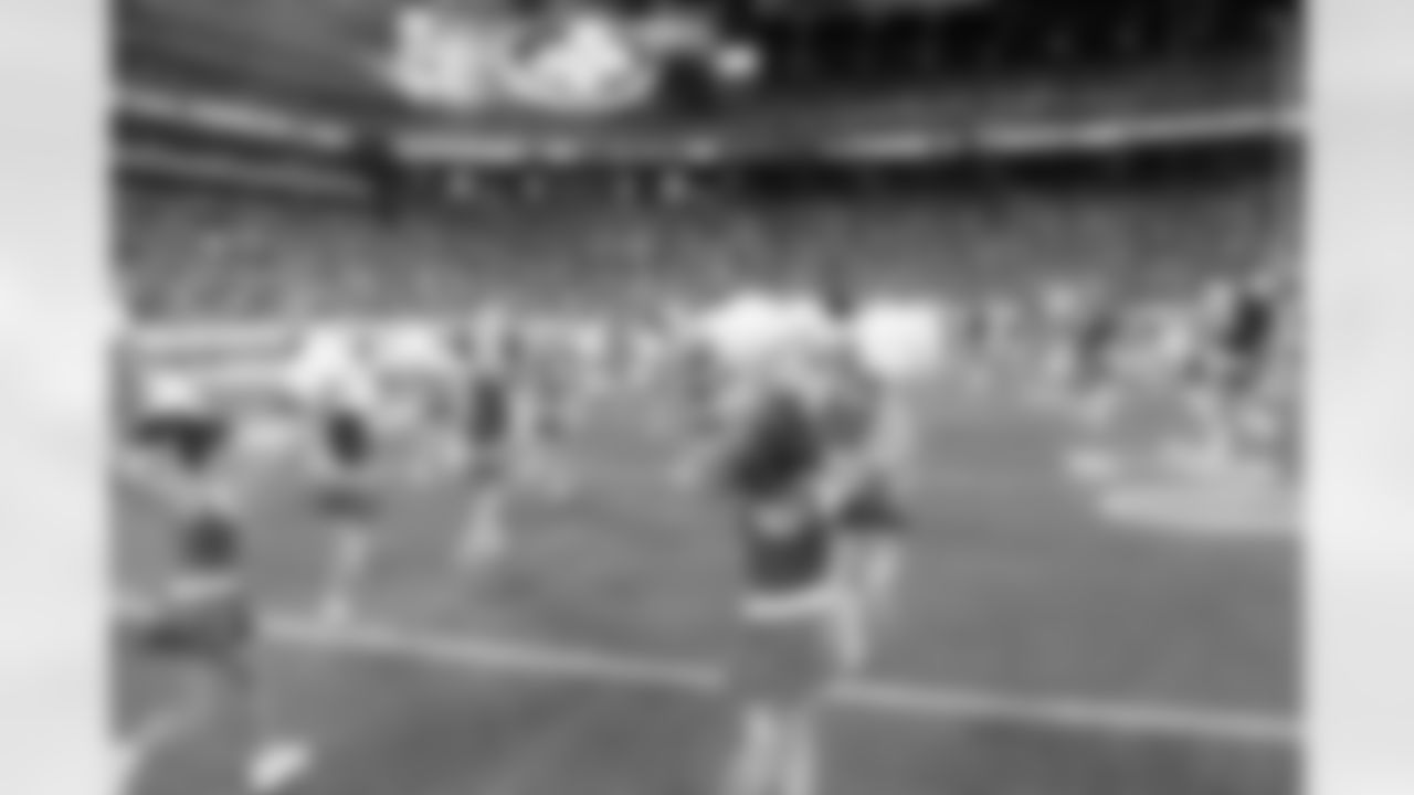 2011 Preseason Week 4 Jets vs Eagles Junior Flight Crew Photos