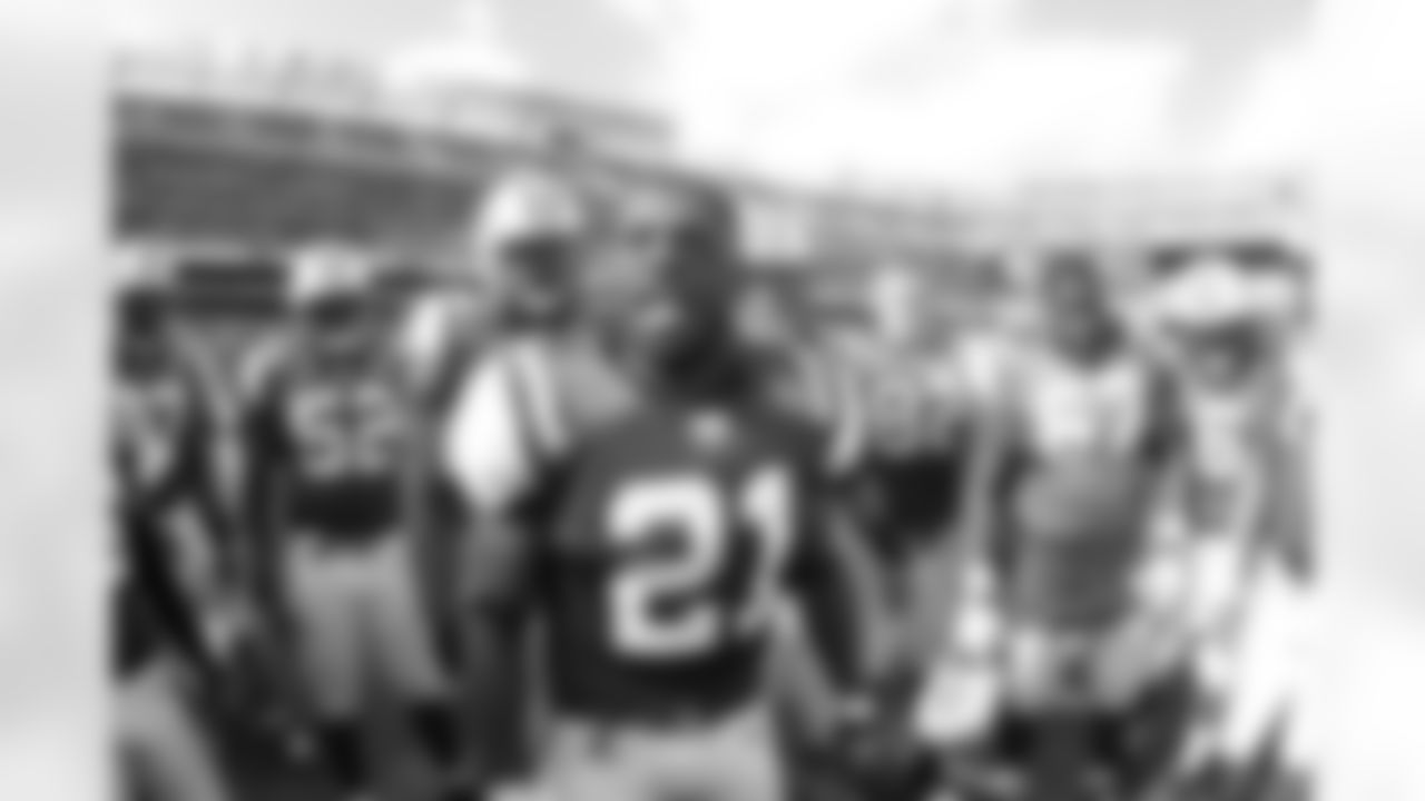 2010 Week 8 Jets vs Packers Game Photos