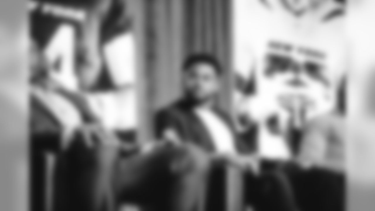 E_sny_9110