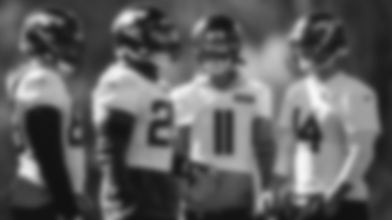 E_SNY_9889-practice-thumb