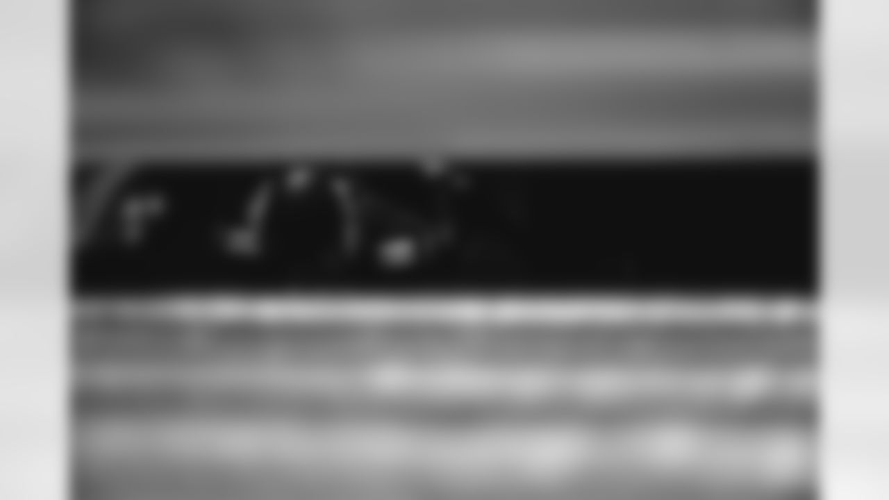 E_BS8_1478