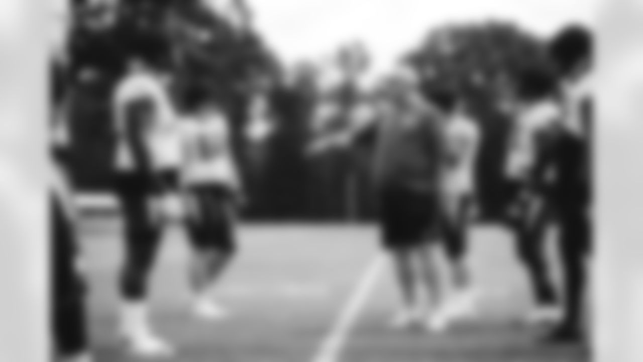 E_SNY_7693