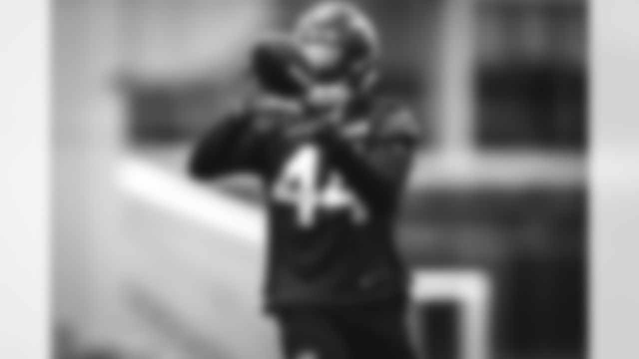 LB Jamien Sherwood