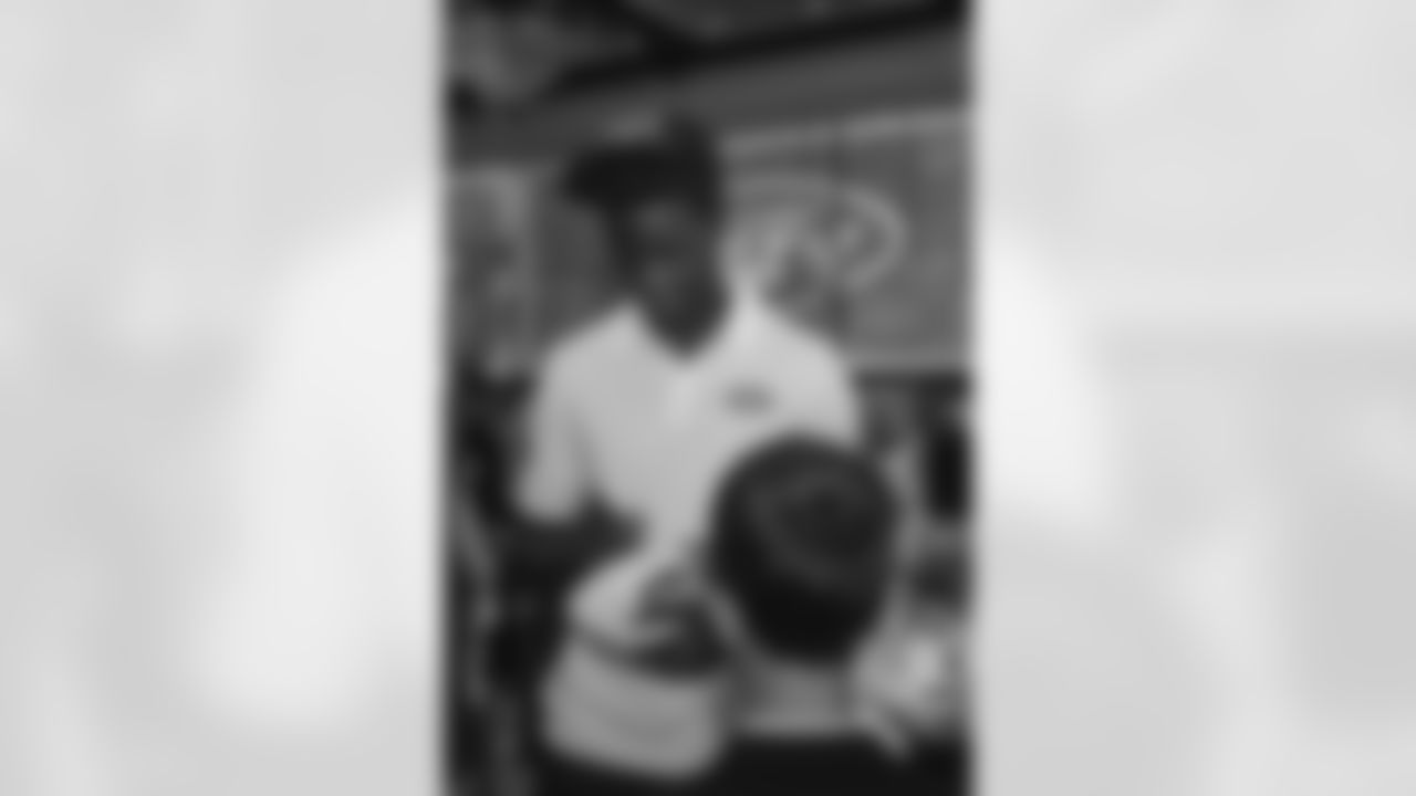 20220901-Jets Luncheon Quick Selects-34