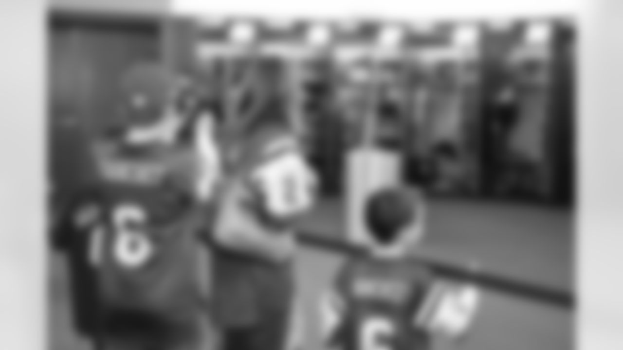 2011 GenJets: Atlantic Health Jets Training Center Tour