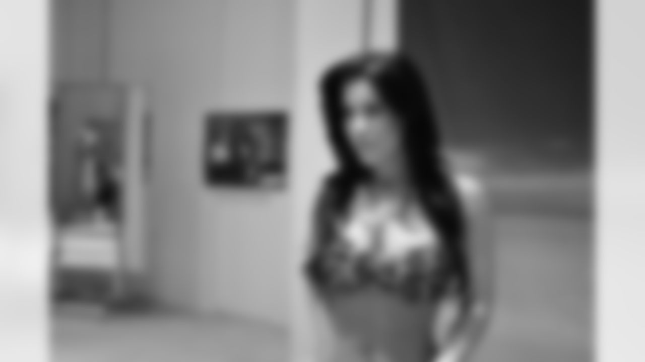 2012 Flight Crew Swimsuit Calendar Casting