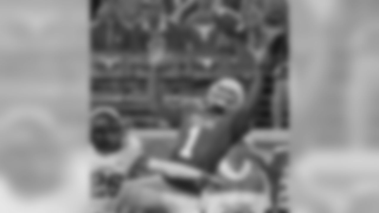 Fourth on the Longhorns' all-time receptions list (200), fourth in receiving yards (2,753) and fifth in career receiving TDs (18)
