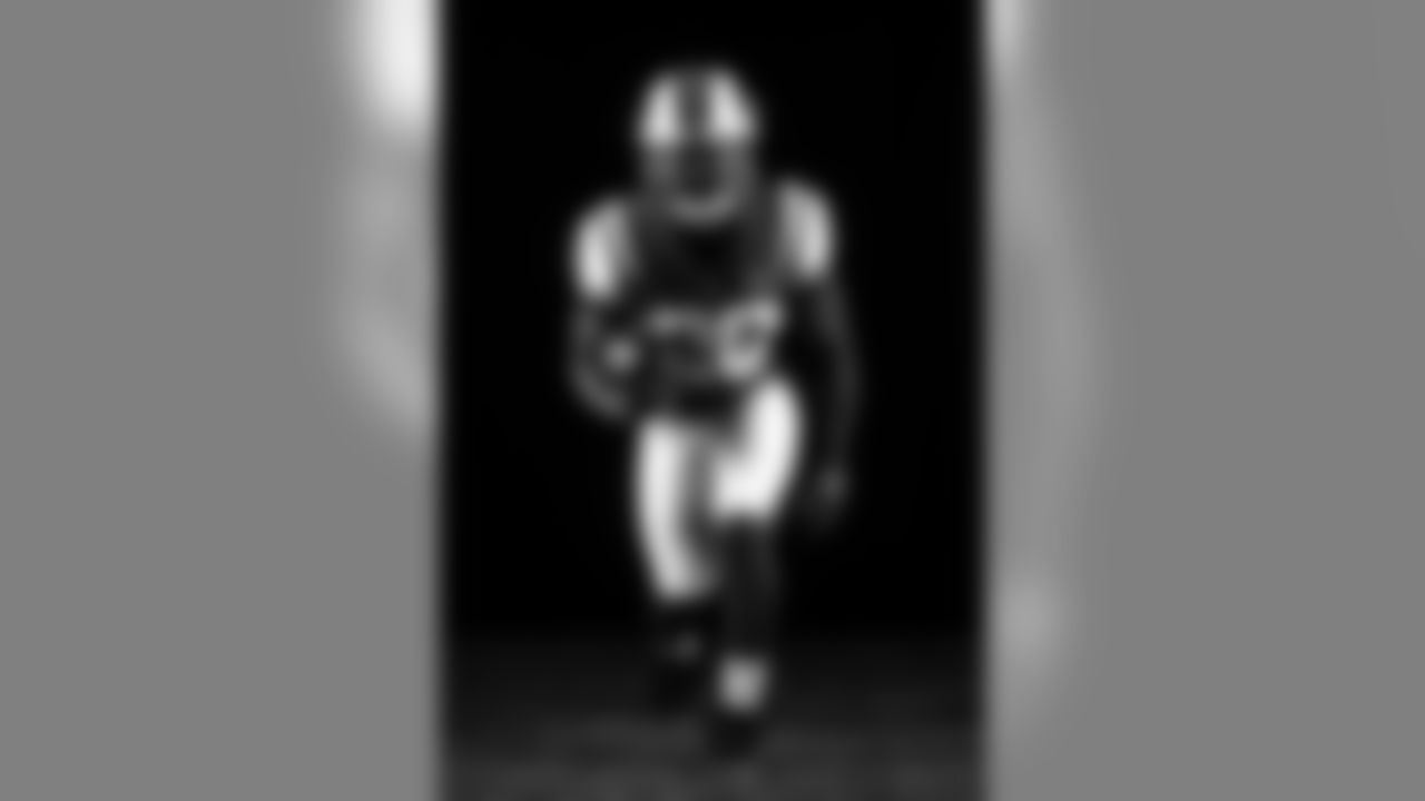 20 Isaiah Crowell (RB)