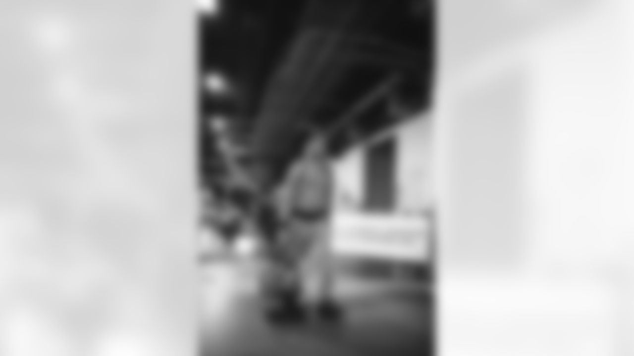 E_SNY_7348