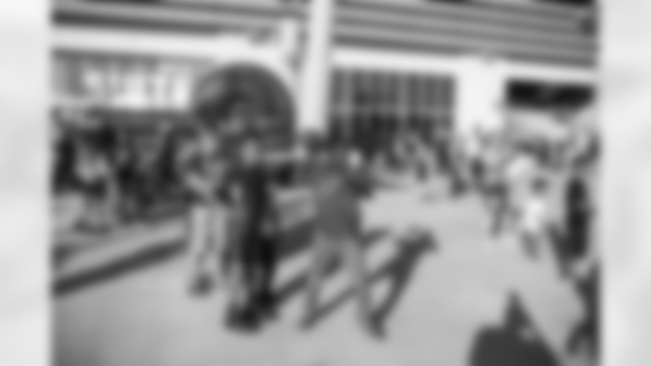 E_1D2_0640