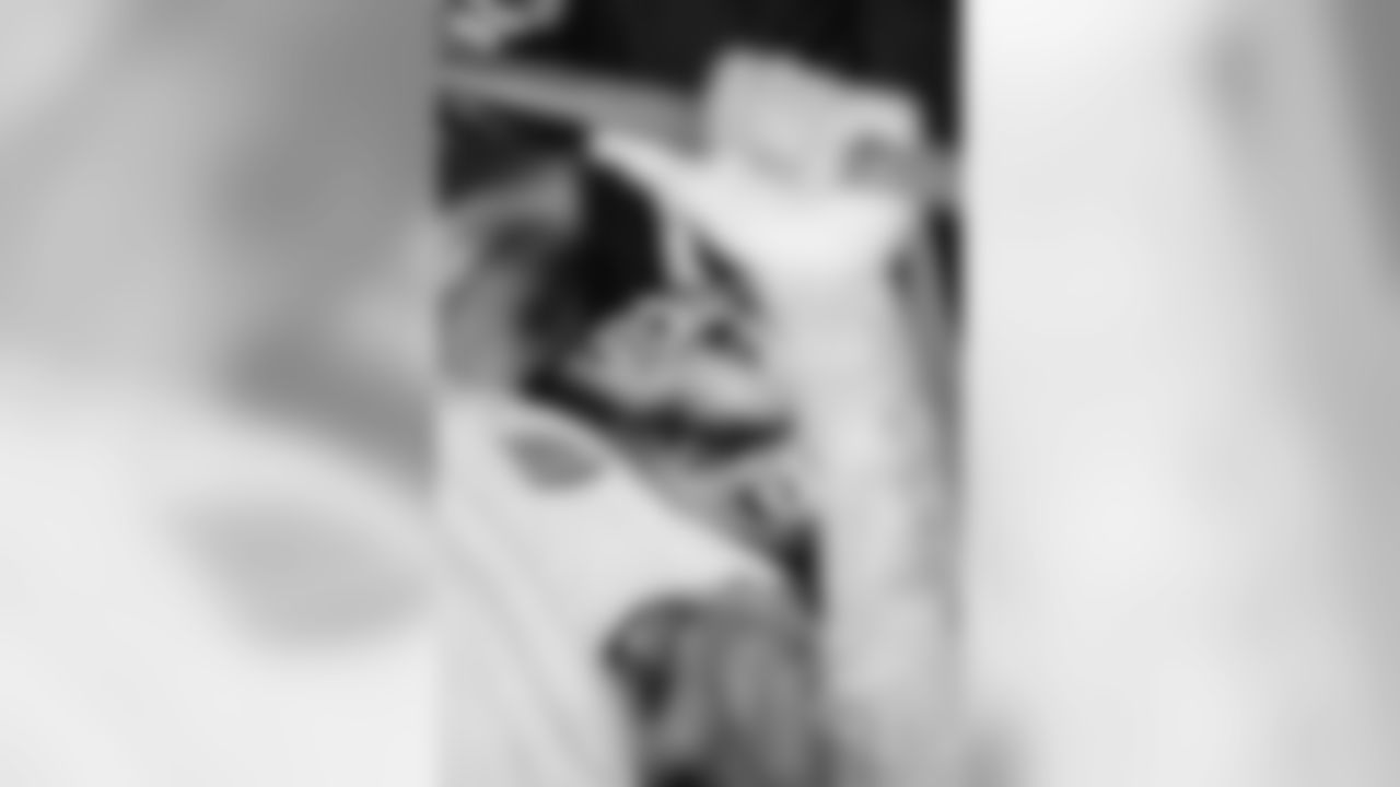 E_5D4_2493