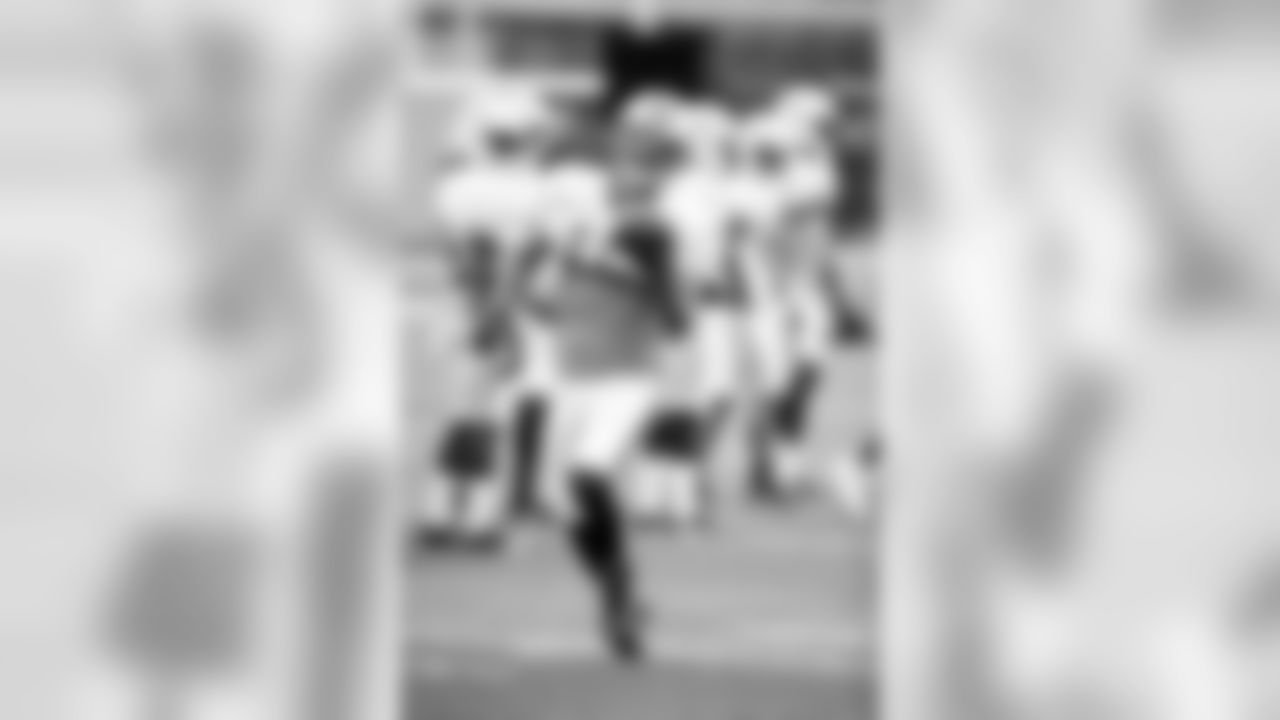#16 Myles White