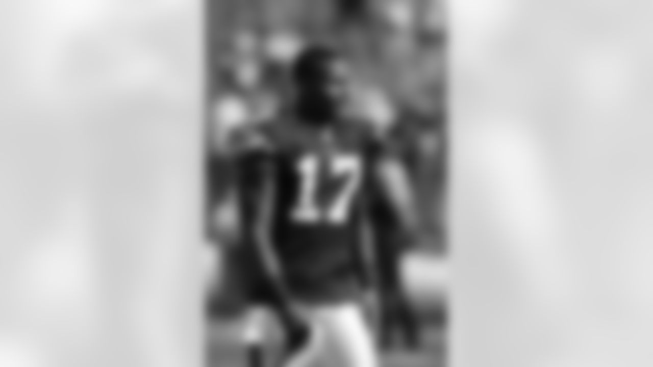 WR Braylon Edwards Photos