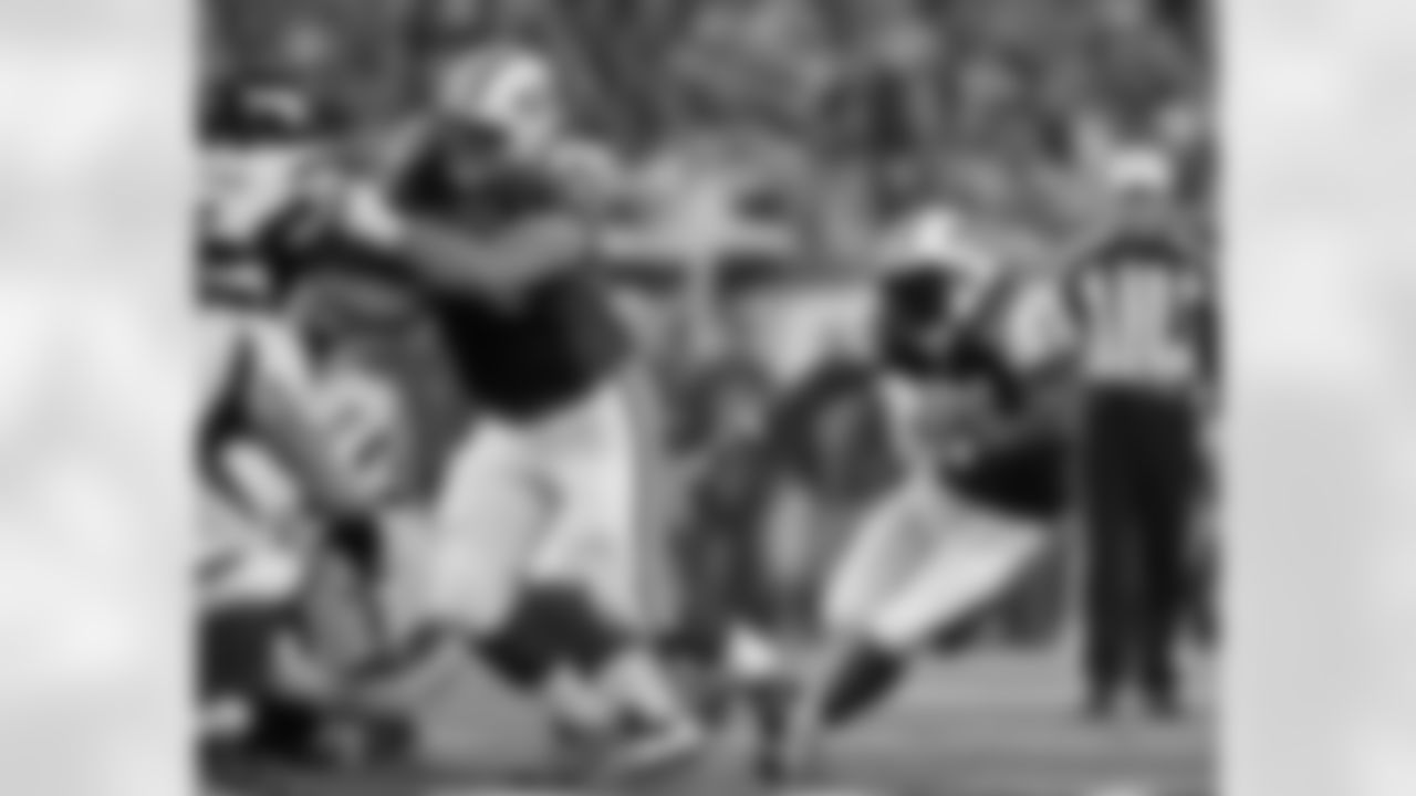 2010 Week 5 Jets vs Vikings Game Photos
