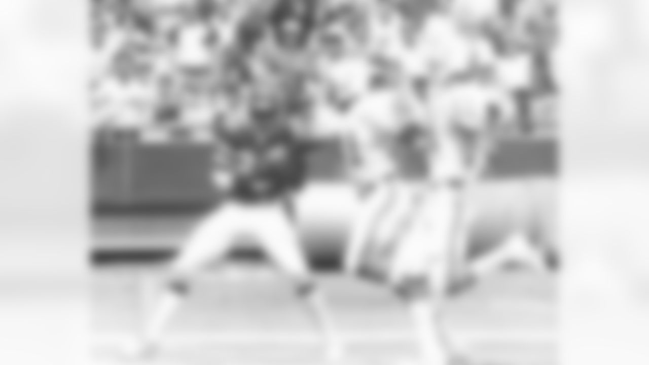 Jets Ring of Honor WR Wesley Walker hauls in a touchdown pass during our season opening win over the Dolphins on 9/3/78 at Shea Stadium.
