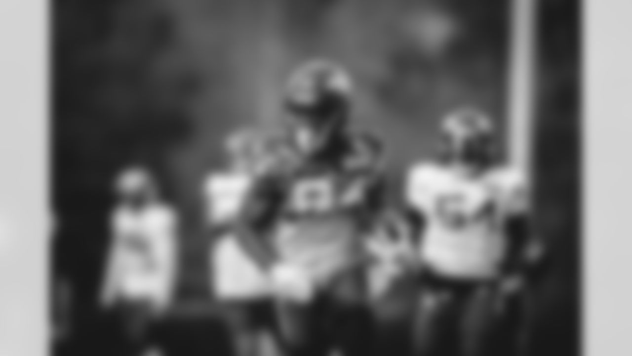 WR Corey Davis