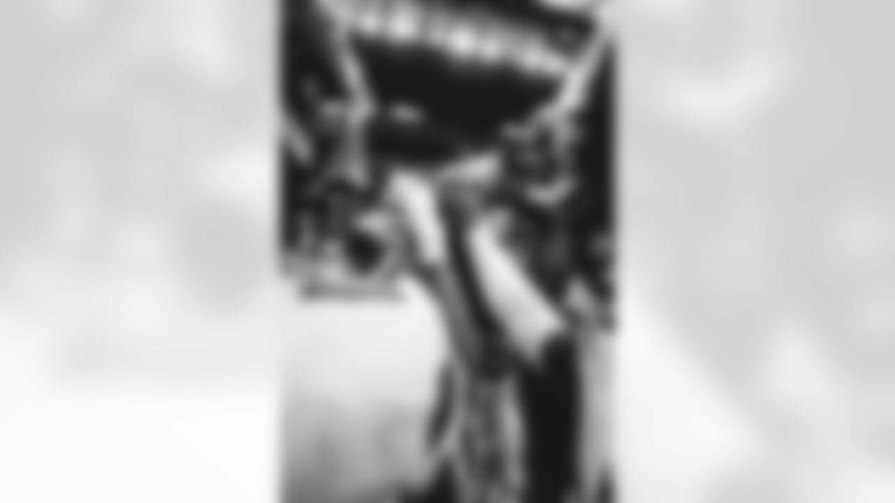 E_SA105279