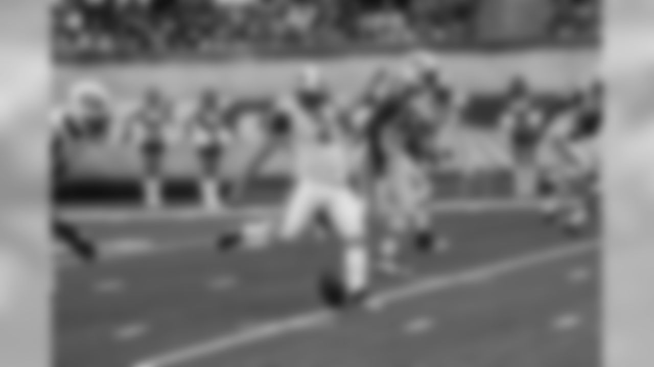 Nick Folk Photos
