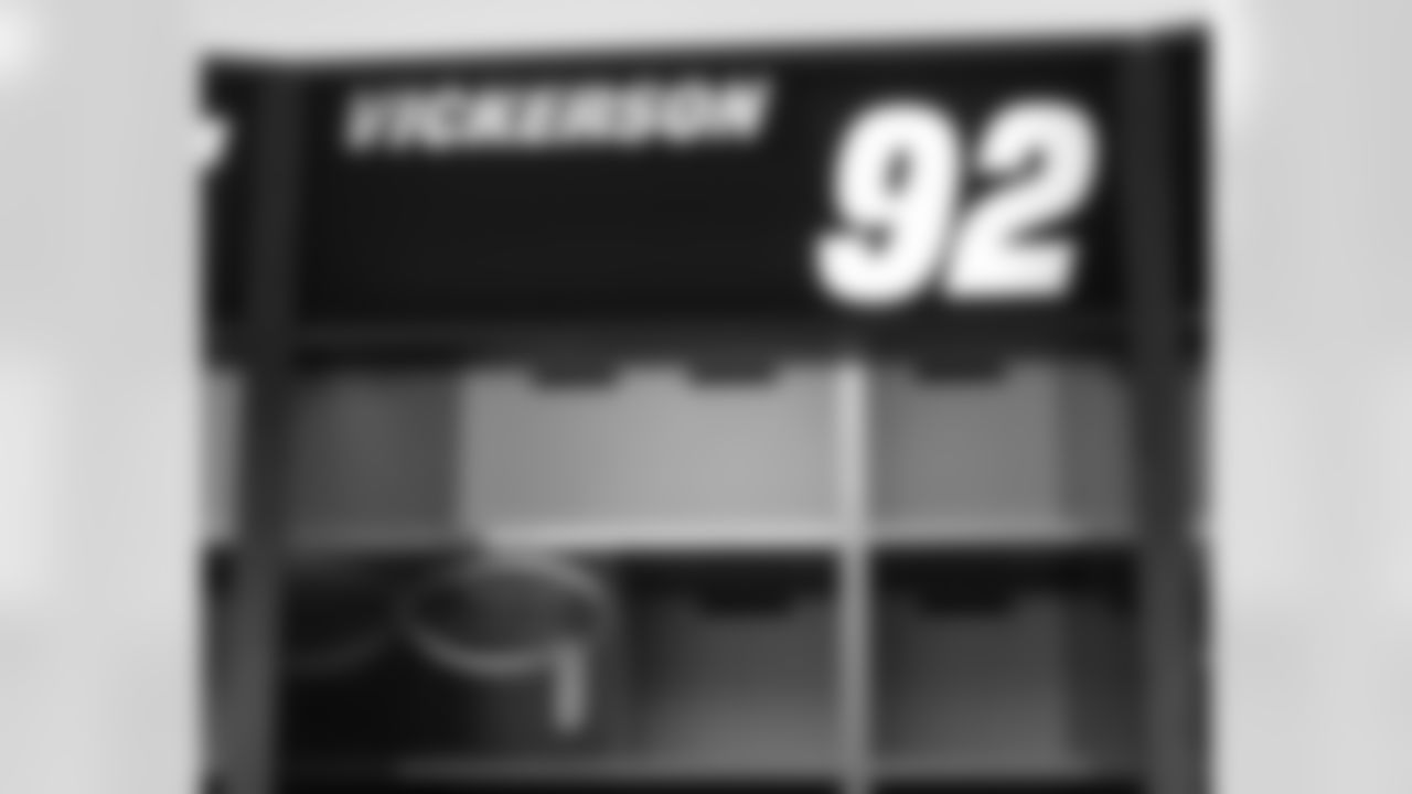 Vickerson will wear No. 92 with the Green & White.