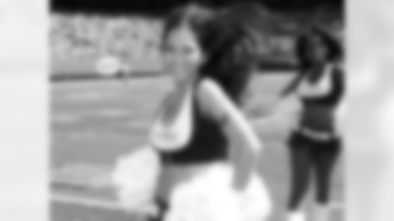 Jessica M. 2009 Flight Crew Member Photos