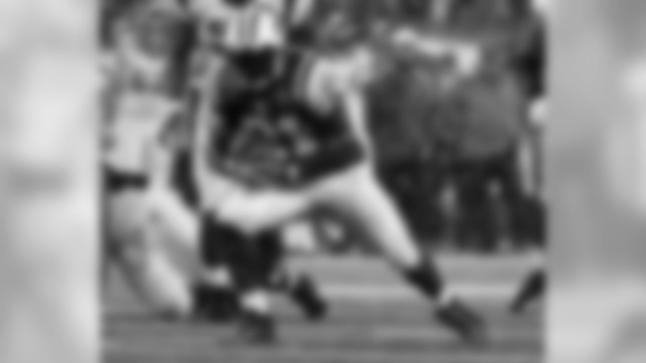 LaDainian Tomlinson Photos