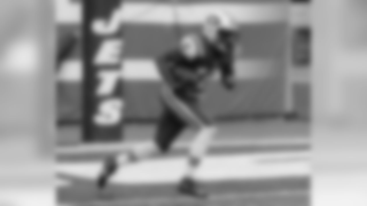 Harvin made his debut for the Green & White in Week 8 against the Bills, but is expecting different results this time around. The speedy receiver said that he's thinking less about the offensive formations and playbook, which allows him to play loose: "The first time we played them I was just concentrating on lining up, knowing where I was going to be lined up and kind of knowing the audibles…I pretty much have that down pat now, so I'm just letting it rip. I'm very comfortable now."