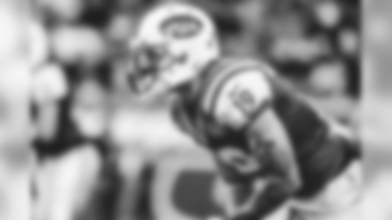 19 Devin Smith