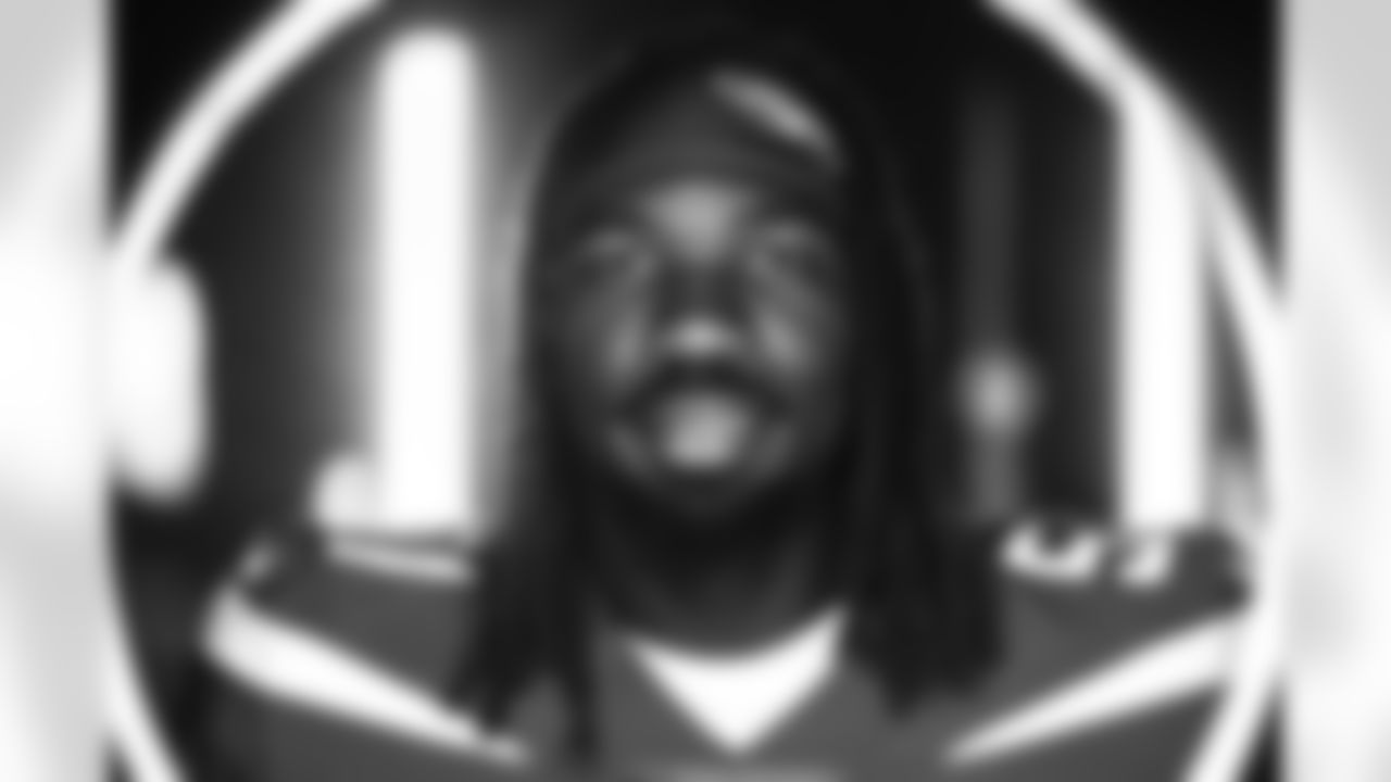 LB C.J. Mosley