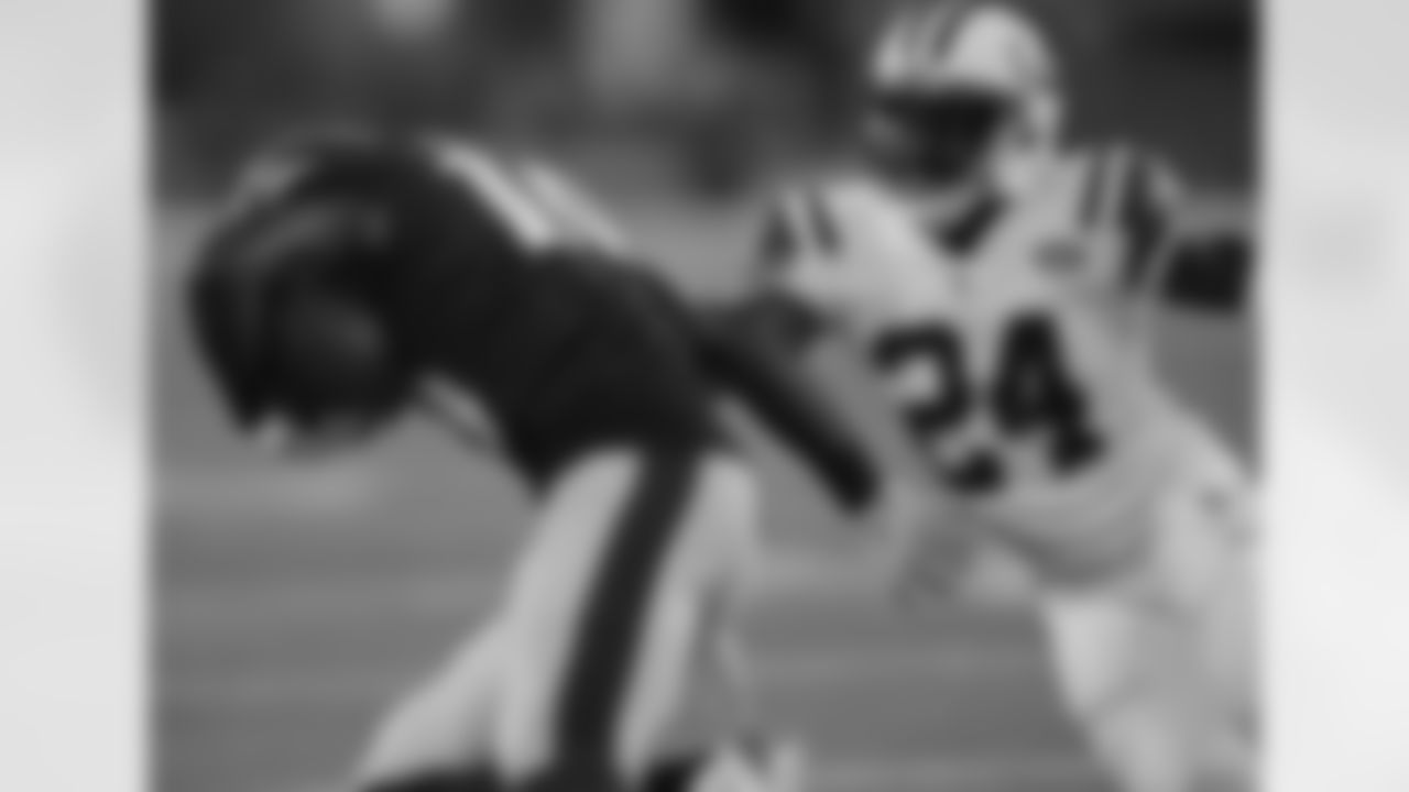 All the cornerbacks battled for the starting jobs this week, and head coach Rex Ryan said Friday that Phillip Adams, who has the team's only interception, will be one starter. The second will be either Josh Thomas or Marcus Williams, who started last week against the Chiefs. Expect all corners to see playing time this week.