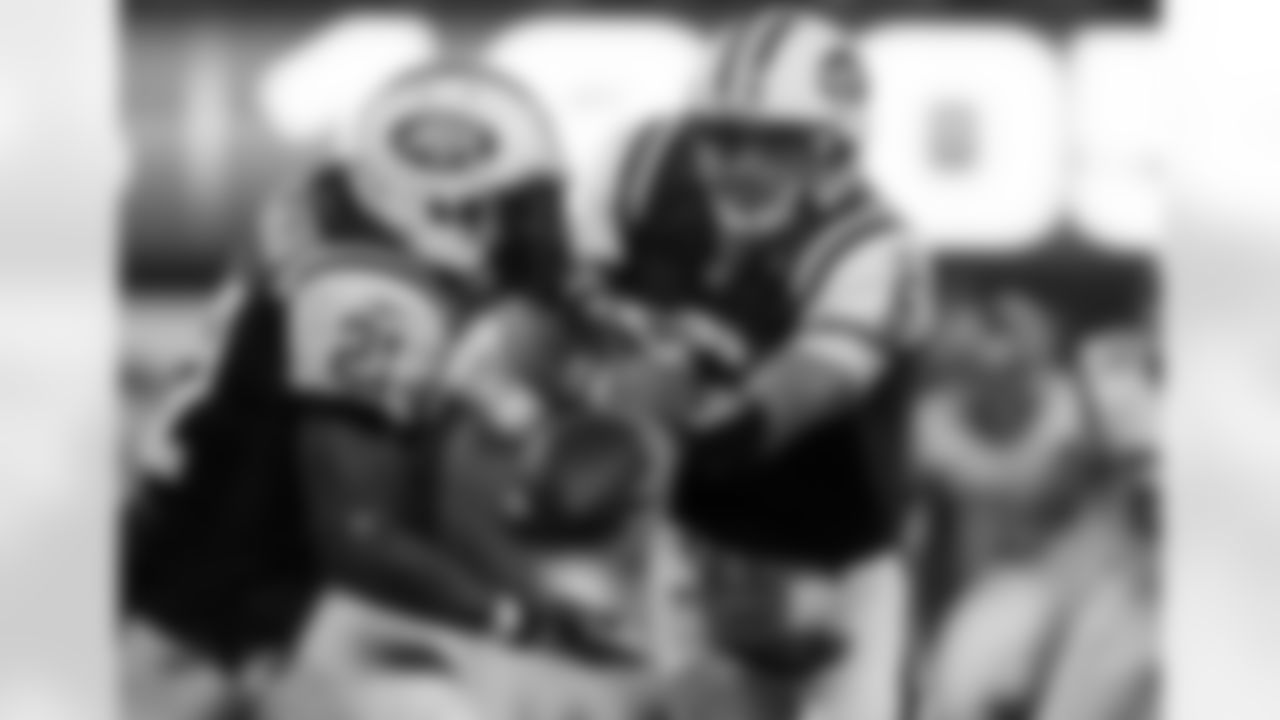 2010 Week 5 Jets vs Vikings Game Photos