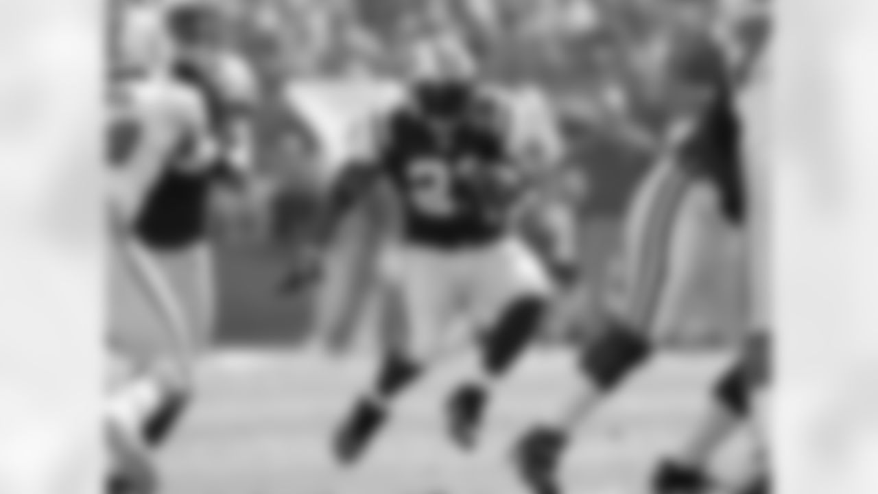 LaDainian Tomlinson Photos
