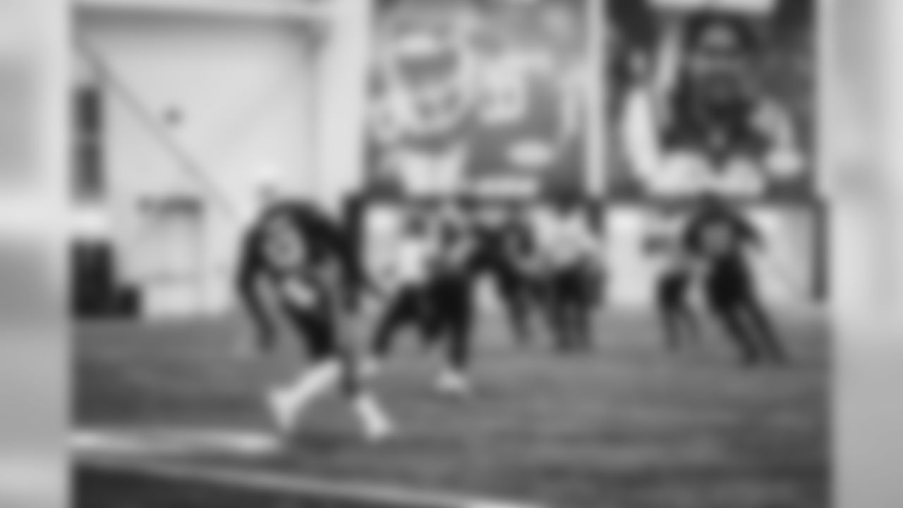 E_SNY_7740