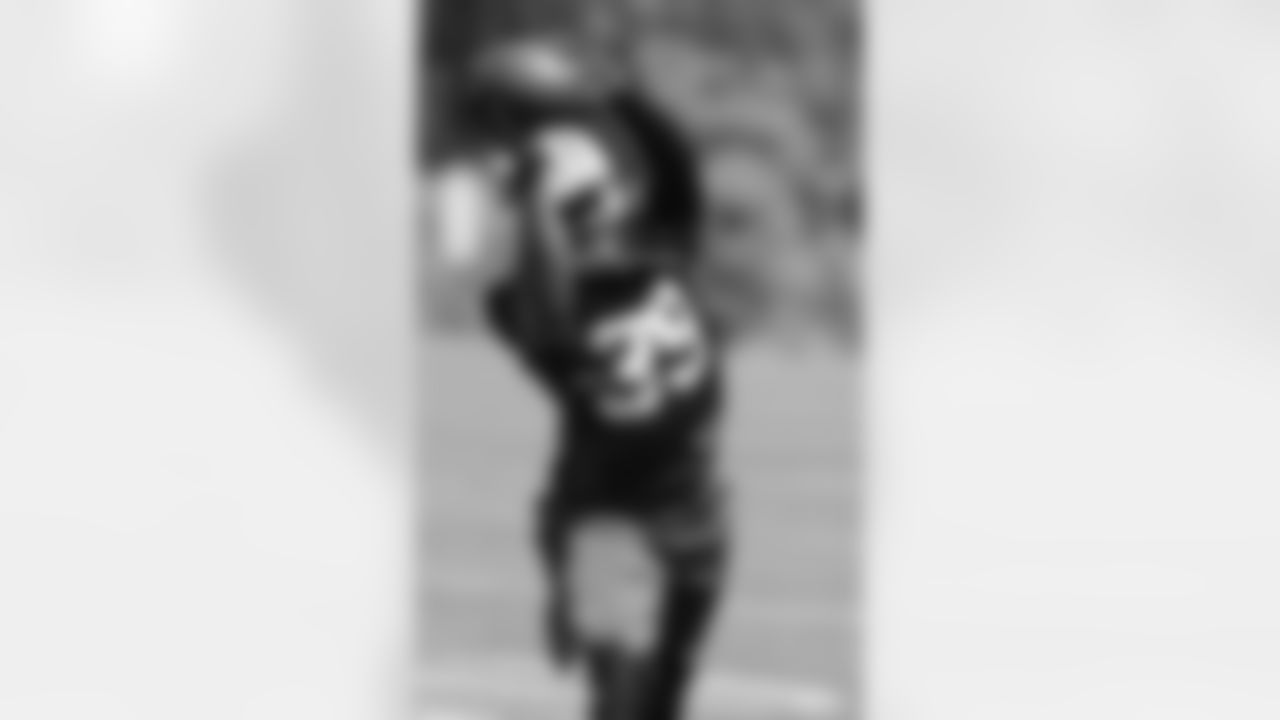 S - Antonio Allen