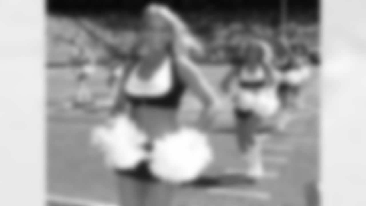2009 Week 2 Jets vs Patriots Flight Crew Photos